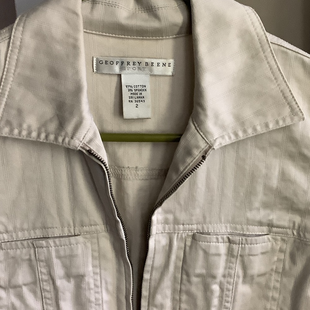 Geoffrey Beene Women's Light Tan Utility Jacket - Picture 3 of 10